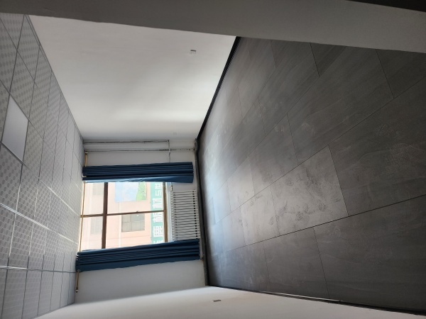 平房出租，独立卫生间，34～38平