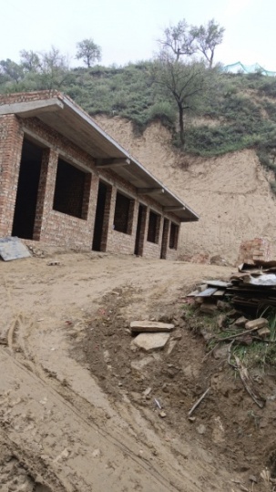 金佛坪独院4间平房出售