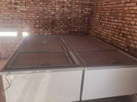 出售岛柜两台、刨肉机一台、6门冷冻柜一台