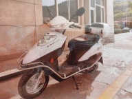 便宜出售九成新摩托车